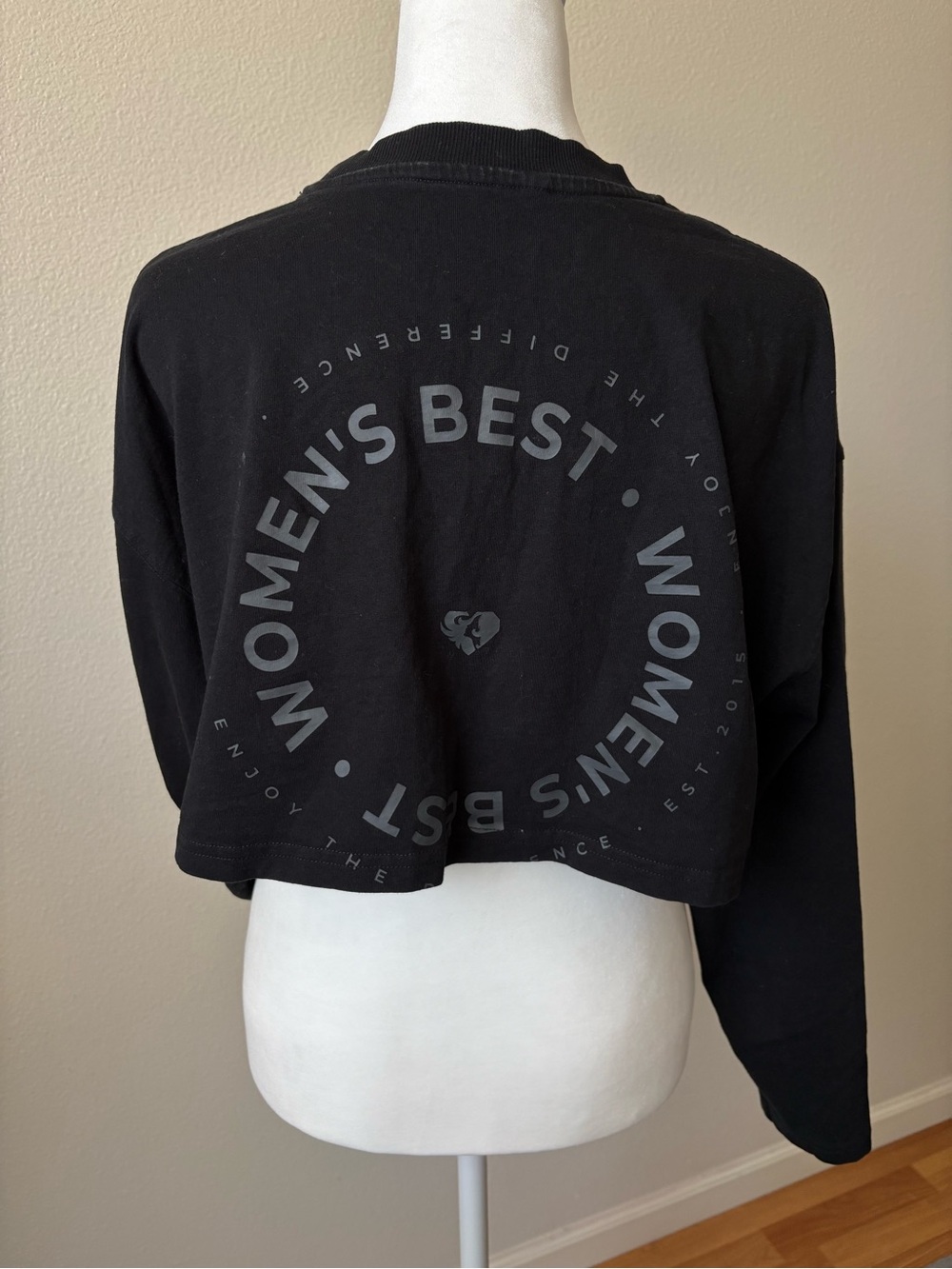 Women's Best Black Cropped longsleeve Women's S Logo Crew Neck S - Picture 4 of 5